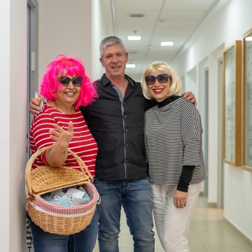 הזמר במסיכה - מאחורי הקלעים